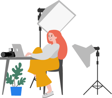 women-working-at-table_20220704_001 women-working-at-table_20220704_001